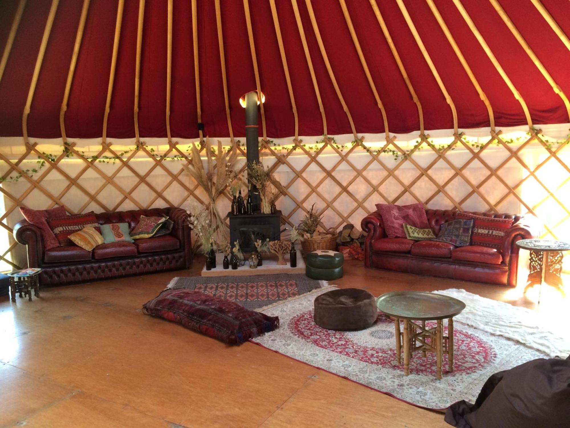 Silver Airstream Glamping & Rental Chichester Exterior foto